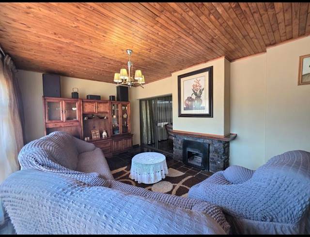 3 BEDROOM HOUSE FOR SALE IN RONDEBULT
